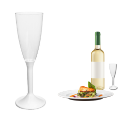 kieliszek do szampana na białej stopce