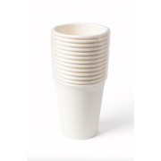 kubeczek jednorazowy do napojów