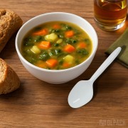 łyżka biała wielokrotnego użytku plastikowa