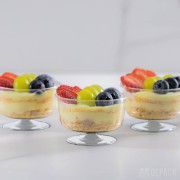 plastikowe pojemniczki na mini deserki